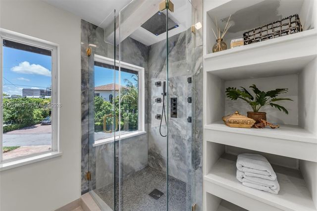 516 NE 6th Ave, Deerfield Beach, FL 33441