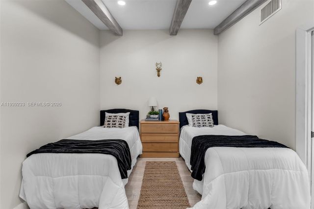 516 NE 6th Ave, Deerfield Beach, FL 33441