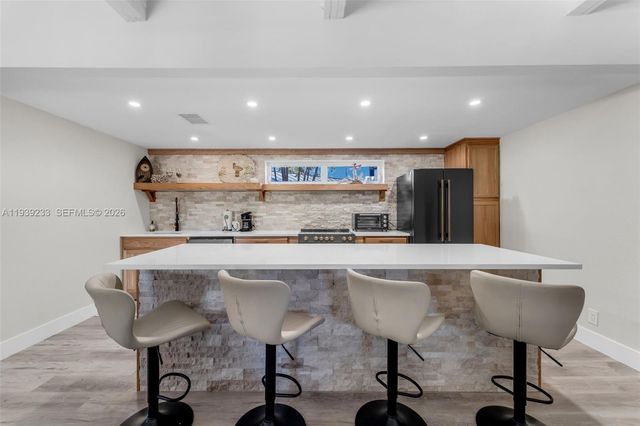 516 NE 6th Ave, Deerfield Beach, FL 33441