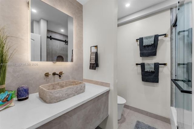 516 NE 6th Ave, Deerfield Beach, FL 33441