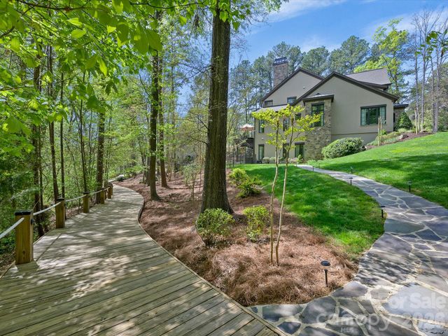 150 Brownstone Drive, Mooresville, NC 28117