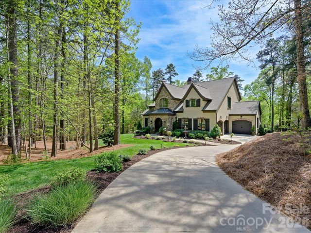150 Brownstone Drive, Mooresville, NC 28117