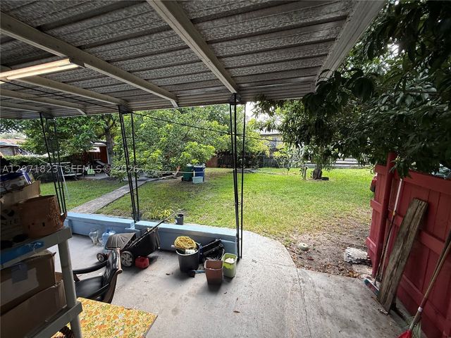 3102 NW 31st St, Miami, FL 33142