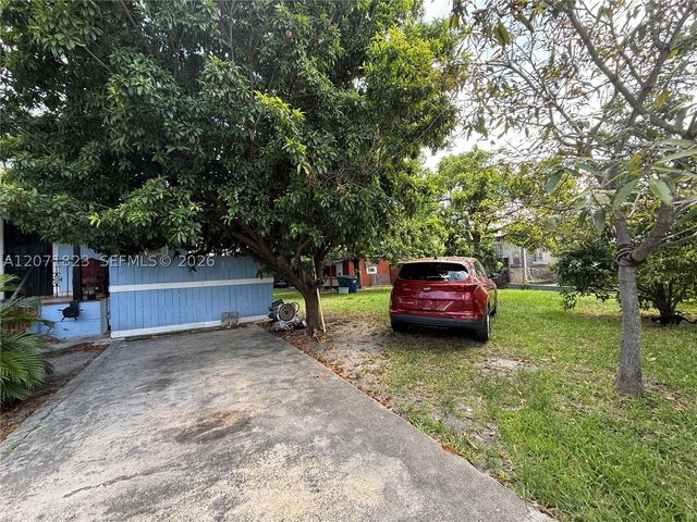3102 NW 31st St, Miami, FL 33142