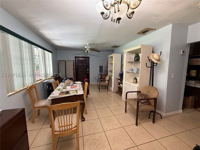 3102 NW 31st St, Miami, FL 33142