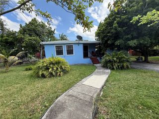 3102 NW 31st St, Miami, FL 33142