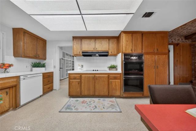 1922 Wheaton Avenue, Claremont, CA 91711