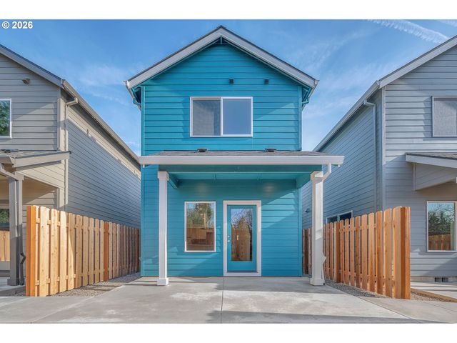 9257 E Burnside St, Portland, OR 97216