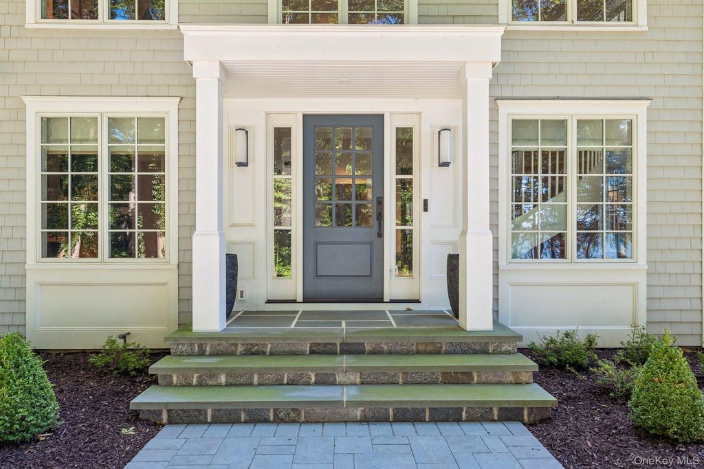 31 Thompson Lane, Head Of The Harbor, NY 11780 — photo 4