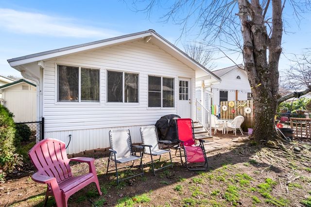 4117 Riverbank Run, Hiawassee, GA 30546