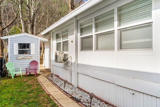 4117 Riverbank Run, Hiawassee, GA 30546