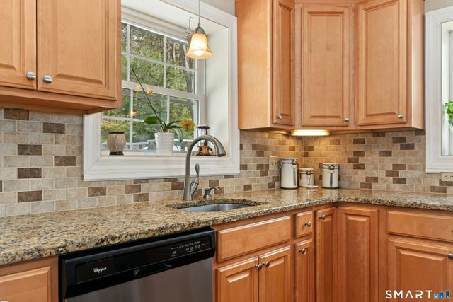 41 Emma Street, Seymour, CT 06483