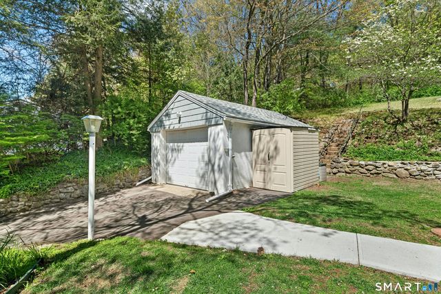 41 Emma Street, Seymour, CT 06483