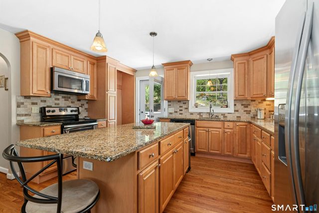 41 Emma Street, Seymour, CT 06483