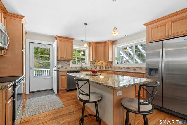 41 Emma Street, Seymour, CT 06483