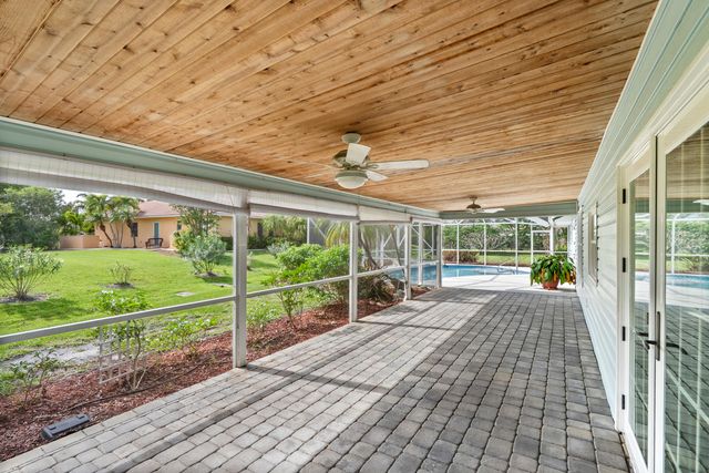 2415 NW Cove View, Stuart, FL 34994