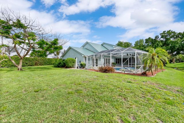 2415 NW Cove View, Stuart, FL 34994