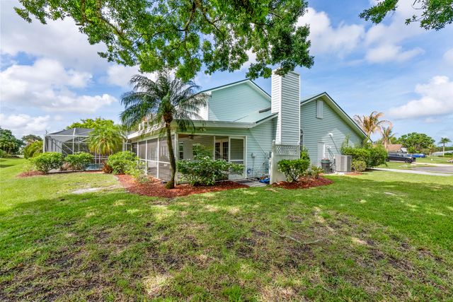 2415 NW Cove View, Stuart, FL 34994