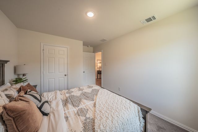 440 Rose Avenue, Cleburne, TX 76033