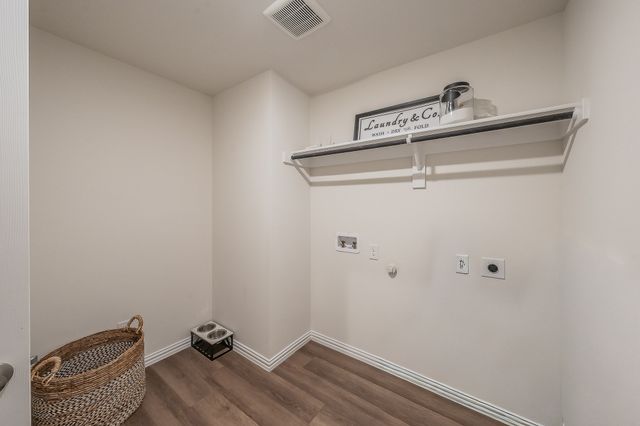 440 Rose Avenue, Cleburne, TX 76033