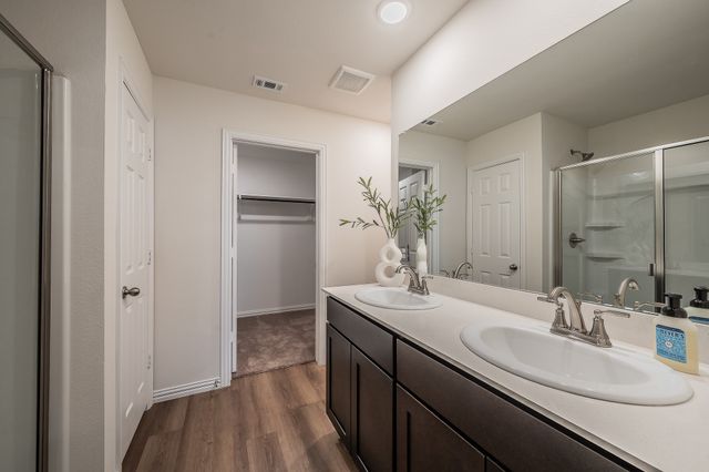 440 Rose Avenue, Cleburne, TX 76033