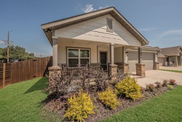 440 Rose Avenue, Cleburne, TX 76033