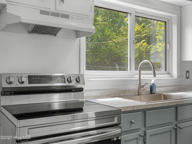 11a Dewitt Street, Jacksonville, NC 28540