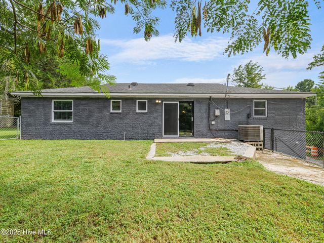11a Dewitt Street, Jacksonville, NC 28540