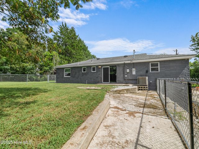 11a Dewitt Street, Jacksonville, NC 28540