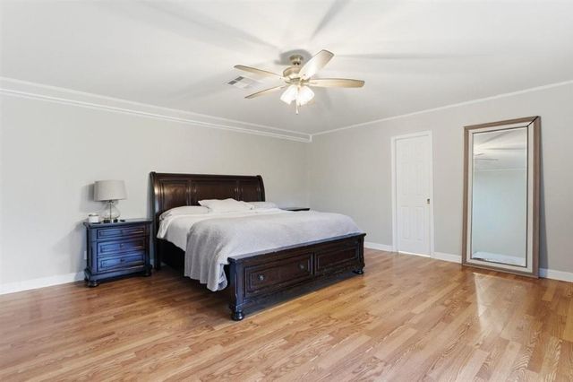 450 Greenway Street, Lake Charles, LA 70605