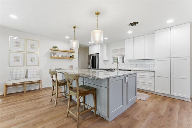 450 Greenway Street, Lake Charles, LA 70605