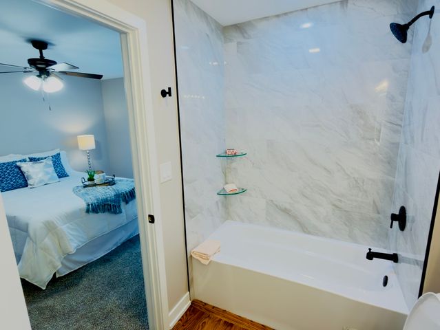 1012 Warner Avenue, Lemont, IL 60439