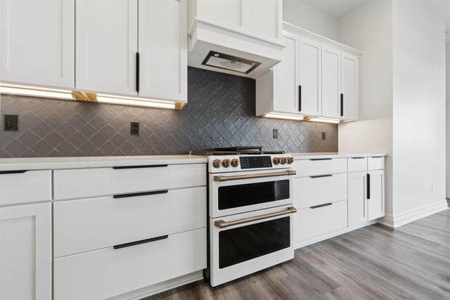 5723 N Edwards St, Wichita, KS 67204