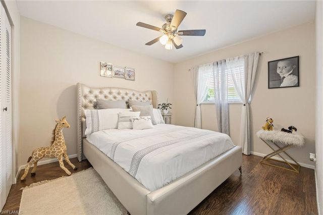 425 SW 43rd LN, Cape Coral, FL 33914