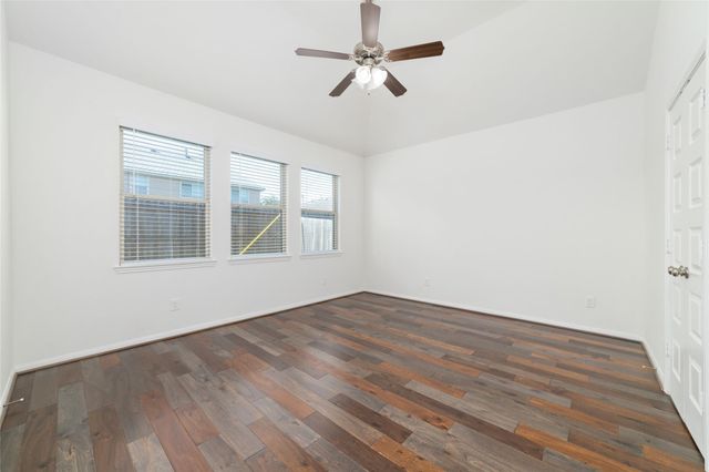 2826 Painted Sunrise Trail, Houston, TX 77045