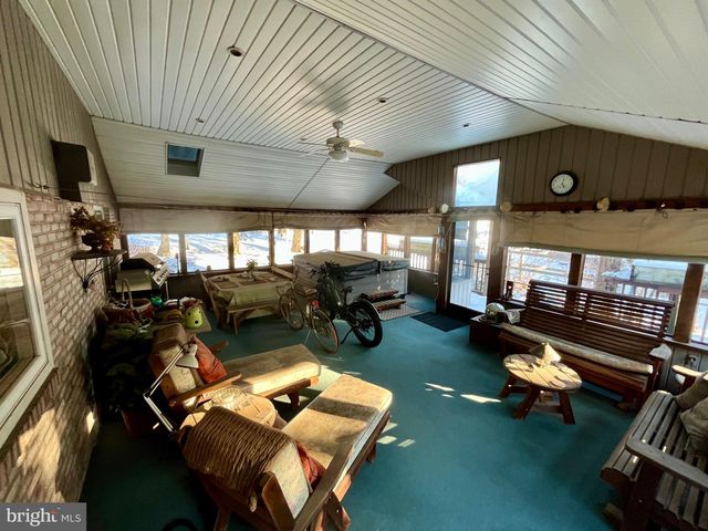 1200 SCHOFFERS RD, Birdsboro, PA 19508