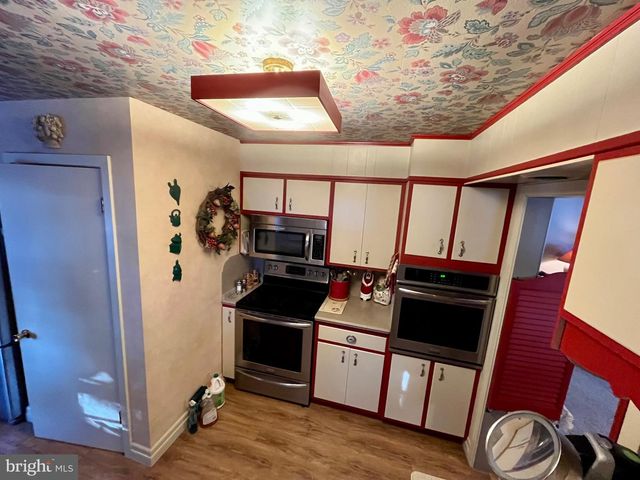 1200 SCHOFFERS RD, Birdsboro, PA 19508