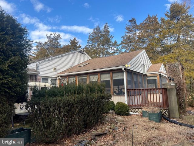 1200 SCHOFFERS RD, Birdsboro, PA 19508