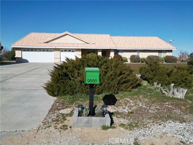 9888 Solano Road, Victorville, CA 92392