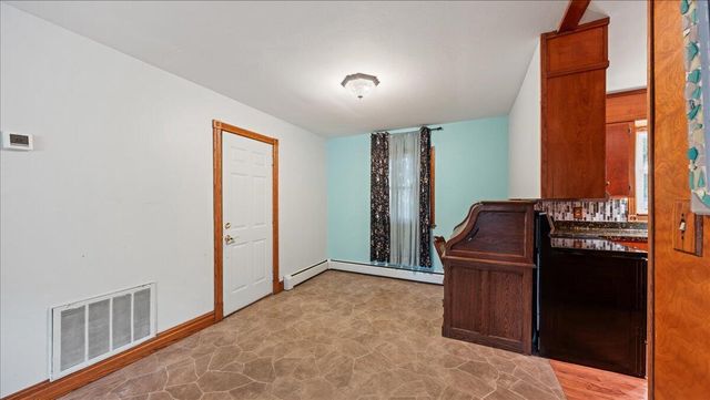 727 Garfield AVENUE, Viroqua, WI 54665