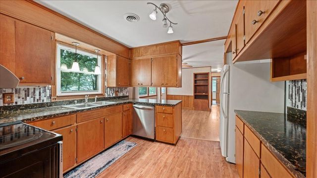 727 Garfield AVENUE, Viroqua, WI 54665