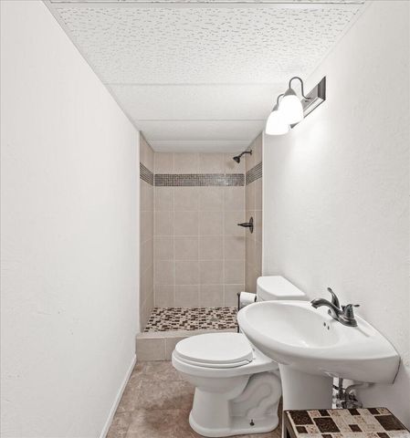 727 Garfield AVENUE, Viroqua, WI 54665