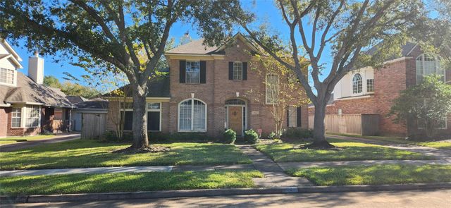 7022 Emerald Glen Drive, Sugar Land, TX 77479