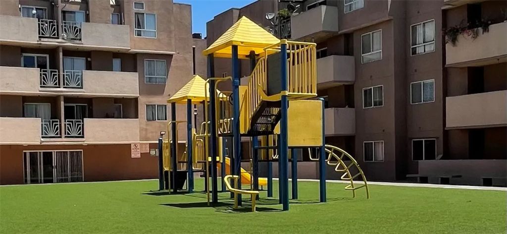 450 E 4th Street 124, Santa Ana, CA 92701