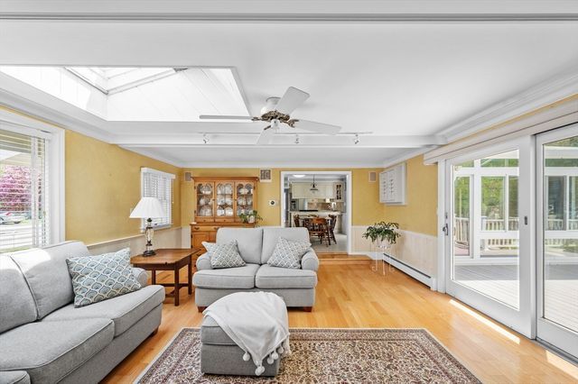 20 Winter St, Merrimac, MA 01860