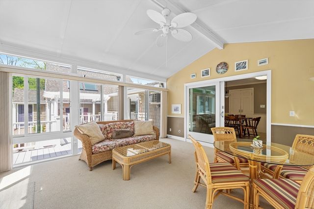 20 Winter St, Merrimac, MA 01860