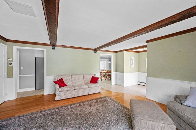 20 Winter St, Merrimac, MA 01860