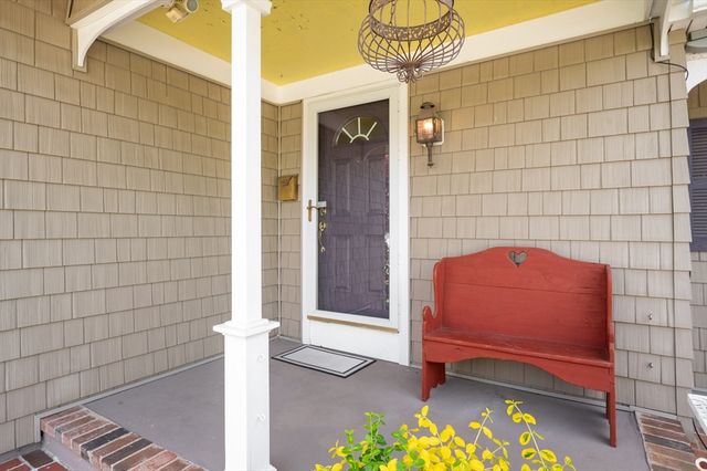 20 Winter St, Merrimac, MA 01860