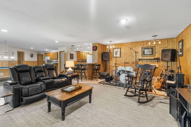 13661 Garnet Street NW, Anoka, MN 55303