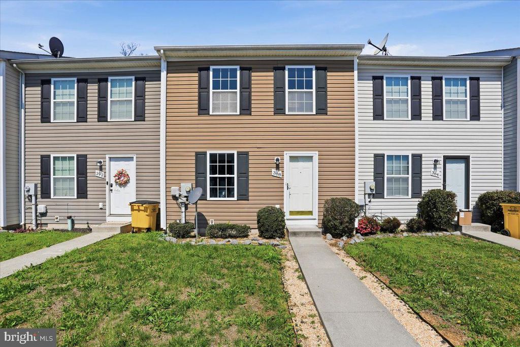 388 DOROTHY CT, Inwood, WV 25428